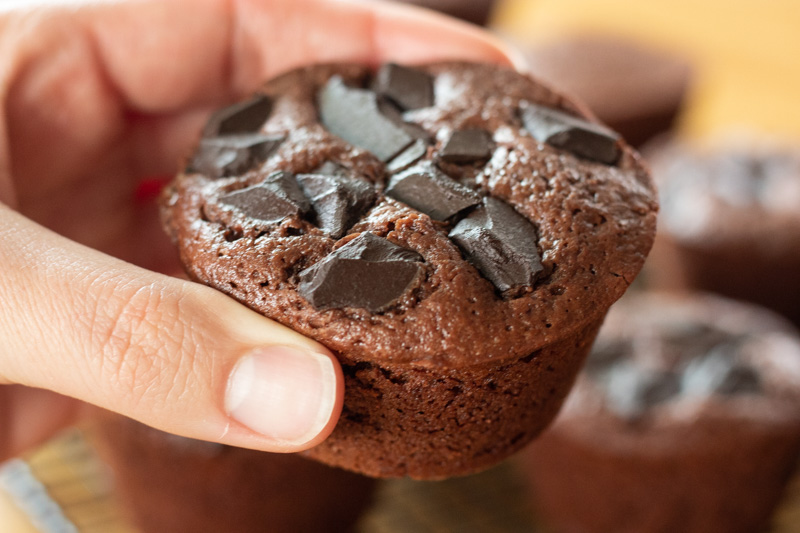 Baked THE brownies in a silicone mini muffin pan. If you are  #TeamCenterBrownie, this is the way to go. : r/Baking