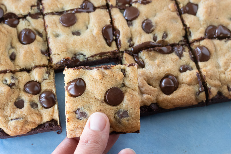 Brookie Bars {Brownies + Chocolate Chip Cookie Bars} | The Cook's Treat